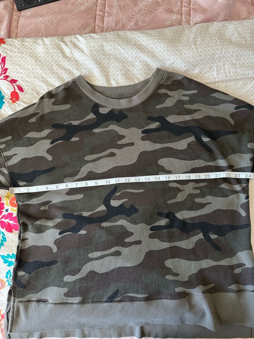 No Boundaries Gray Knit Pullover Camo Sweatshirt Juniors/Girls Size L (12-14 - Picture 8 of 11